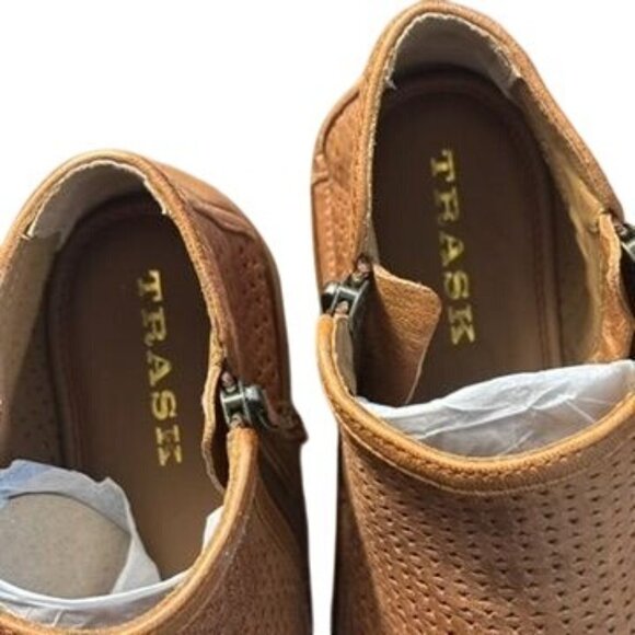 M.S. Trask Tan Leather Ankle Boots W/ Side Zippers - Picture 7 of 8